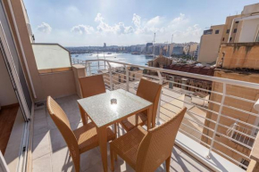 Beautiful 2BR just off the promenade with seaviews by 360 Estates